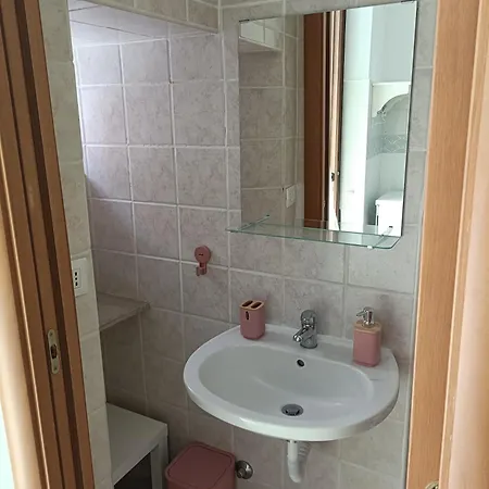 Junno Civico 9 Angèline *